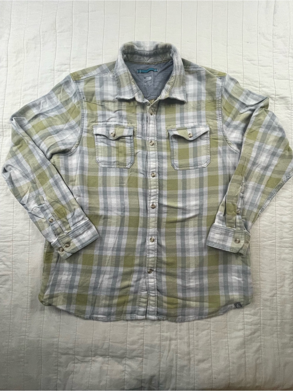 The North Face Men's Plaid Button-Down Shirt in Olive and Gray XL